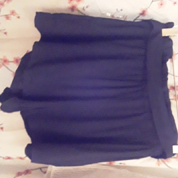 Shorts - Picture 2 of 2